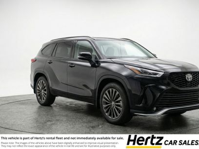 Used 2025 Toyota Highlander XSE