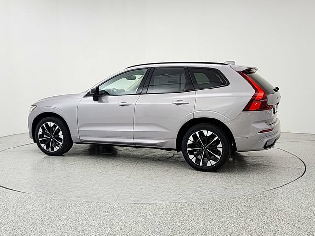 New 2026 Volvo XC60 B5 Plus w/ Protection Package Premier AWD/4WD image 7