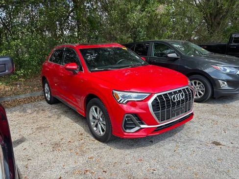 Used 2023 Audi Q3 2.0T Premium AWD/4WD image 2