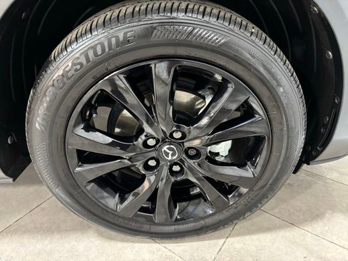 Certified 2025 MAZDA CX-30 Carbon image 9