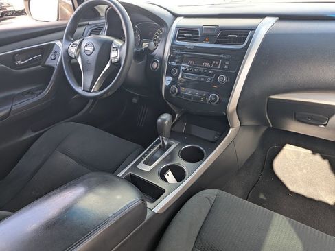 Used 2015 Nissan Altima 2.5 S w/ Power Driver Seat Package FWD image 32