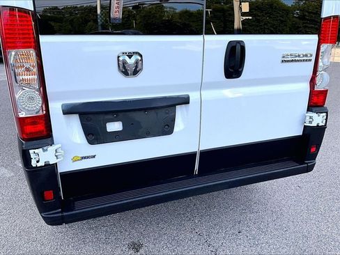 Used 2025 RAM ProMaster 2500 w/ U-Haul Equipment Group FWD image 26