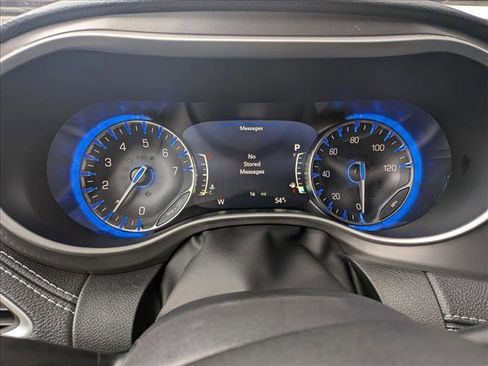 New 2026 Chrysler Pacifica Select image 11