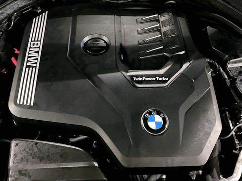 Used 2022 BMW 330i xDrive Sedan w/ Premium Package 2 AWD/4WD image 30