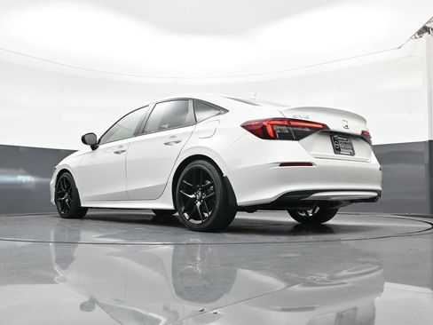 Used 2025 Honda Civic Sport image 24