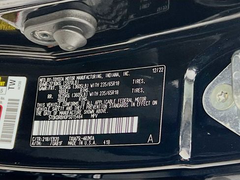 Used 2023 Toyota Highlander XLE image 33