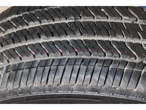 Certified 2025 Cadillac Escalade ESV Sport Platinum w/ LPO, Floor Liner Package image 11