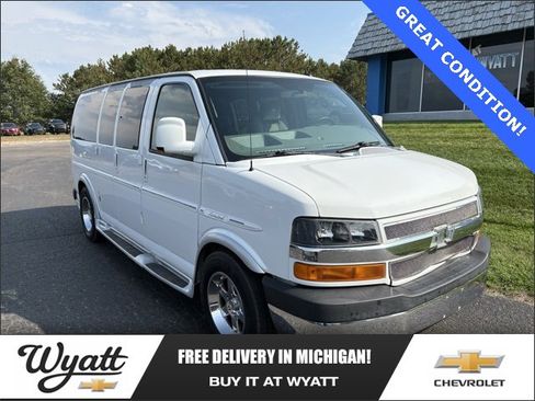 Used 2012 Chevrolet Express 1500 image 1