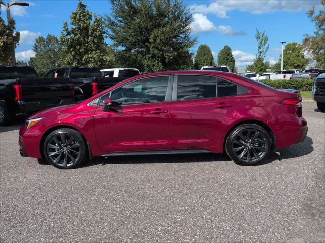 Certified 2026 Toyota Corolla SE w/ SE Package FWD image 3