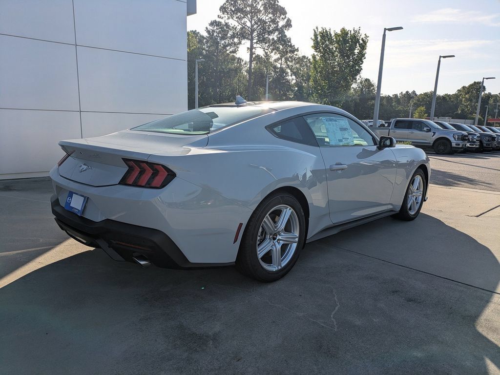 New 2026 Ford Mustang Coupe RWD image 4