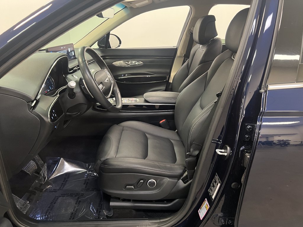 Used 2025 Genesis GV70 2.5T AWD/4WD image 9