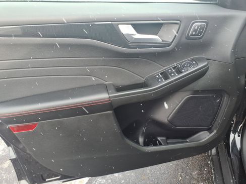 Used 2023 Ford Escape ST-Line Elite image 11