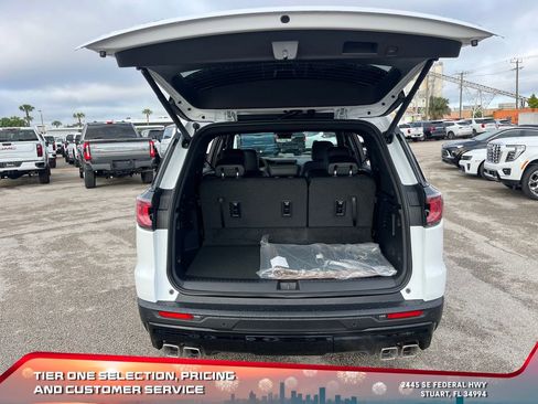 New 2026 GMC Acadia AT4 w/ Luxury Package image 10