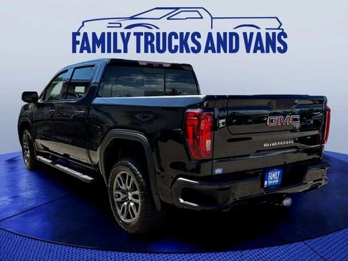 Used 2021 GMC Sierra 1500 AT4 w/ AT4 Value Package AWD/4WD image 3
