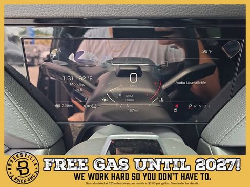 New 2026 GMC Yukon Denali w/ Denali Reserve Package AWD/4WD image 31