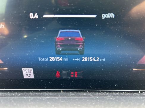 Certified 2025 BMW X5 xDrive40i w/ M Sport Package AWD/4WD image 13