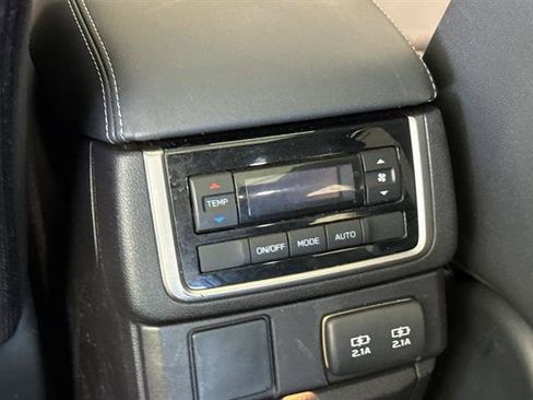 Used 2022 Subaru Ascent Onyx Edition AWD/4WD image 13