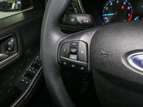 Used 2020 Ford Escape SE image 28