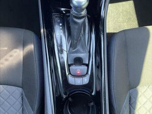 Used 2020 Toyota C-HR XLE image 21
