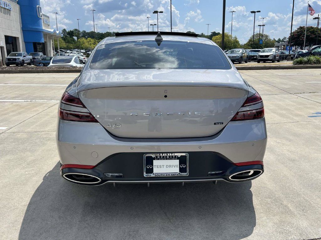 Used 2025 Genesis G70 3.3T Advanced w/ Sport Prestige Package RWD image 4