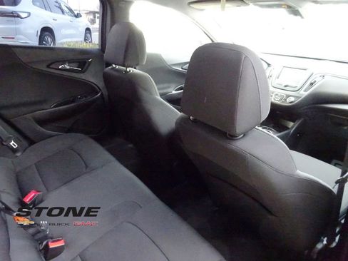 Used 2018 Chevrolet Malibu LS image 21