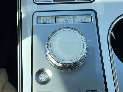 New 2026 Genesis GV70 2.5T image 14