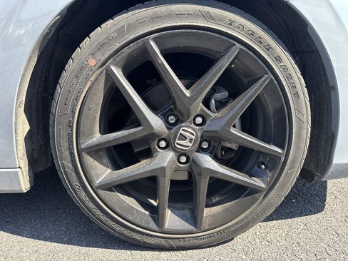 Used 2024 Honda Civic Sport image 29