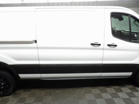 Used 2024 Ford Transit 250 Low Roof AWD image 29