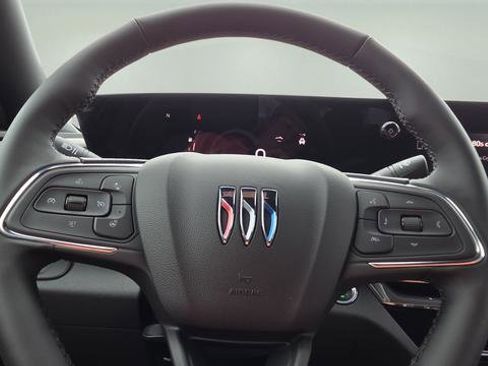 New 2026 Buick Envista Avenir image 13