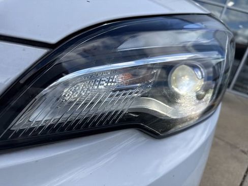 Used 2019 Buick Envision Essence image 27