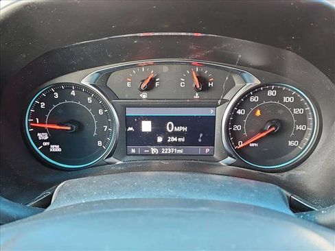 Used 2024 Chevrolet Equinox RS w/ RS Leather Package image 10