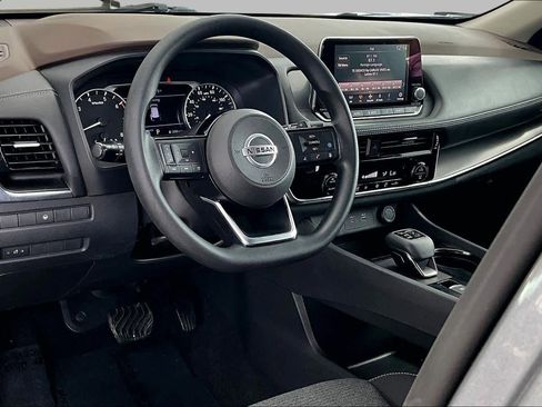 Certified 2021 Nissan Rogue SV FWD image 17