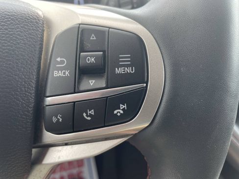 Used 2025 Ford Explorer Active w/ Active Comfort Package AWD/4WD image 19