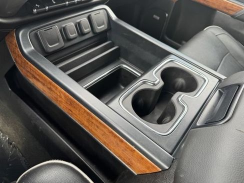 Used 2017 Chevrolet Silverado 1500 High Country AWD/4WD image 19