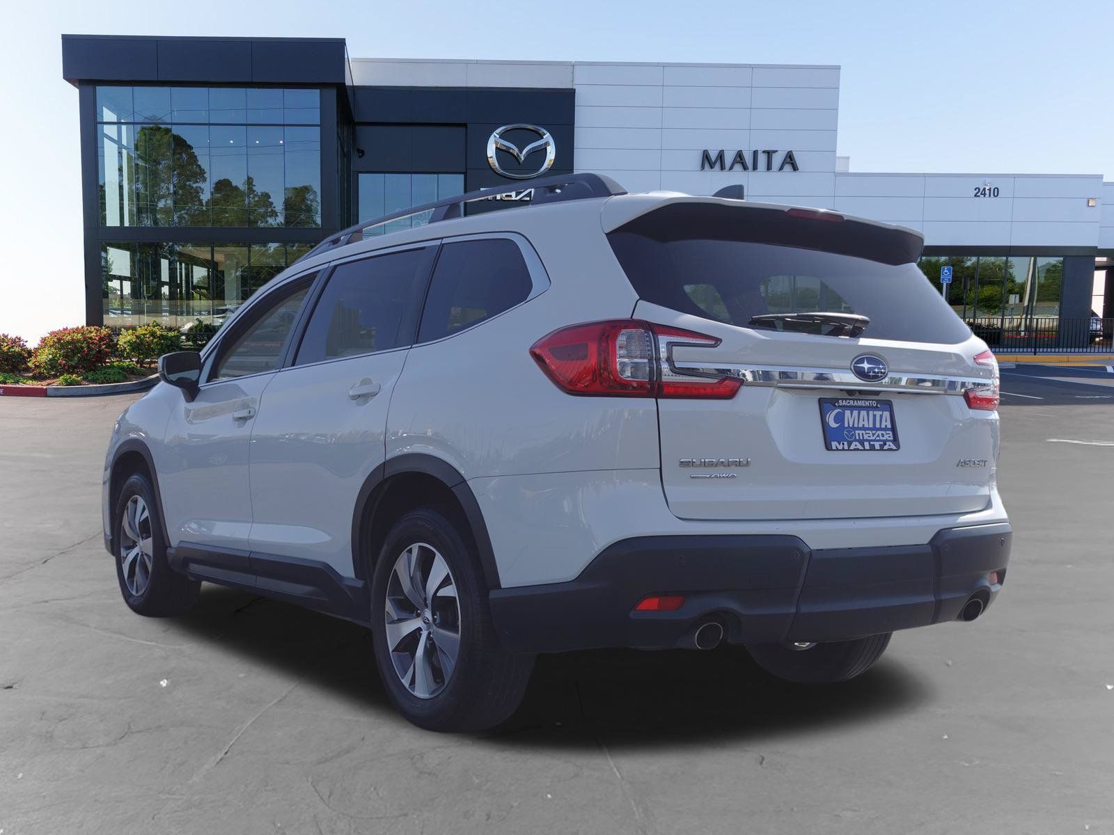 Used 2025 Subaru Ascent Premium AWD/4WD image 5