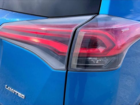 Used 2016 Toyota RAV4 Limited FWD image 29