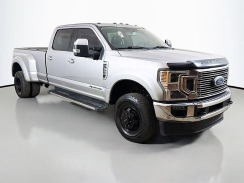 Used 2021 Ford F350 Lariat w/ Lariat Ultimate Package AWD/4WD image 2