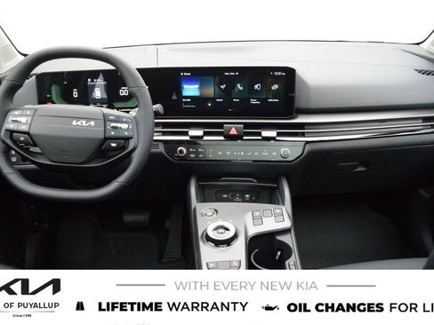 New 2026 Kia Sportage EX AWD/4WD image 17