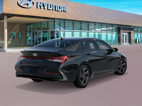 New 2026 Hyundai Elantra Sport FWD image 4