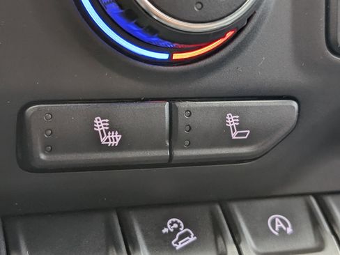 Used 2020 Chevrolet Silverado 1500 RST image 31