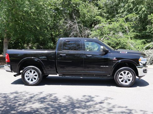 Used 2022 RAM 3500 Laramie AWD/4WD image 10