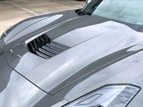 Used 2016 Chevrolet Corvette Stingray Coupe w/ 2LT Preferred Equipment Group image 15