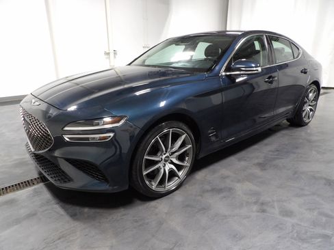 Used 2023 Genesis G70 2.0T AWD/4WD image 4
