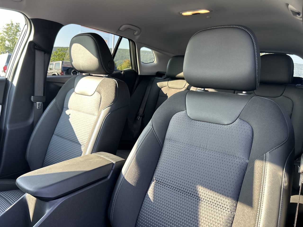 Used 2026 Chevrolet Trax LT w/ Driver Confidence Package FWD image 22