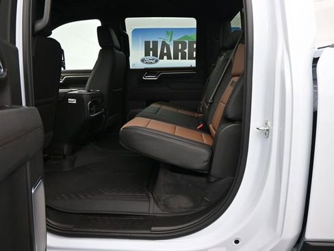 New 2026 Chevrolet Silverado 2500 High Country w/ Technology Package image 8