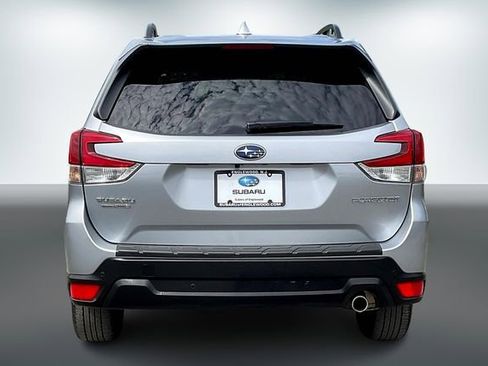 Used 2022 Subaru Forester Limited image 4