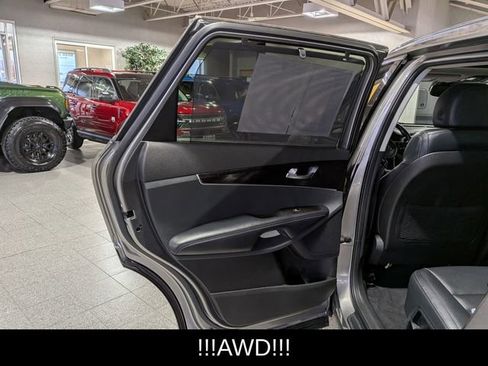 Used 2018 Kia Sorento EX w/ EX Advanced Touring Package image 20