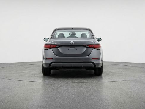 Used 2025 Nissan Sentra SV image 7