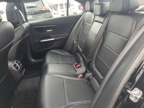 Used 2025 Mercedes-Benz C 300 4MATIC Sedan image 26
