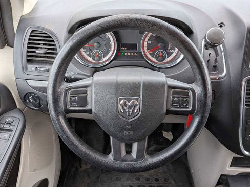 Used 2013 RAM C/V Tradesman FWD image 17